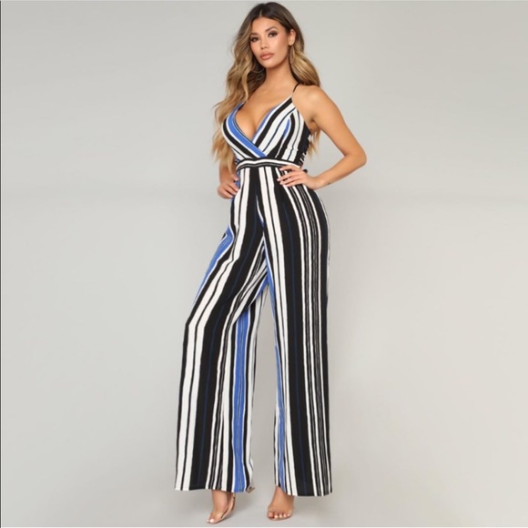 Fashion Nova Romper Size M - Picture 2 of 3